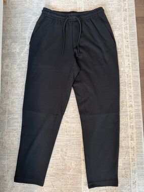Nike Men's Black Elastic Waist Joggers
